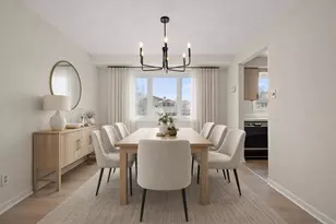 947 Iroquois Dr, Crown Point, IN 46307 - Photo 4