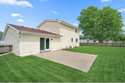 947 Iroquois Drive, Crown Point, IN 46307 - Photo 18