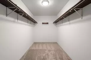 947 Iroquois Dr, Crown Point, IN 46307 - Photo 14