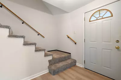 947 Iroquois Drive, Crown Point, IN 46307 - Photo 12