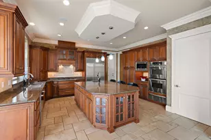 10224 Cherrywood Ln, Munster, IN 46321 - Photo 32