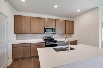 10375 Iowa Street, Crown Point, IN 46307 - Photo 6