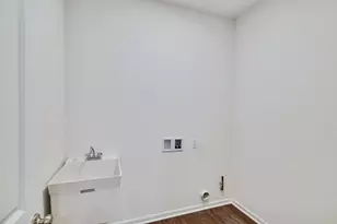 10375 Iowa St, Crown Point, IN 46307 - Photo 18