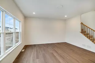 504 E 130th Pl, Crown Point, IN 46307 - Photo 8