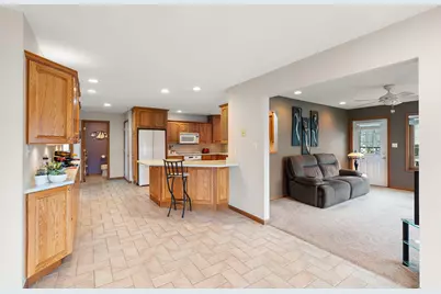 1552 Jade Boulevard, Valparaiso, IN 46385 - Photo 10