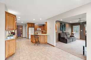 1552 Jade Blvd, Valparaiso, IN 46385 - Photo 10