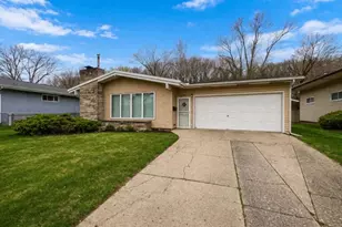 8210 Lakewood Ave, Gary, IN 46403 - Photo 2