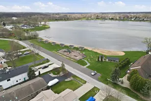3921 Bonnie Dr, Crown Point, IN 46307 - Photo 46