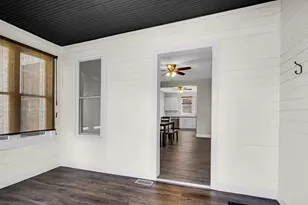 701 Ridge St, La Porte, IN 46350 - Photo 2