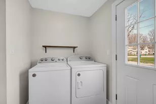 701 Ridge St, La Porte, IN 46350 - Photo 14