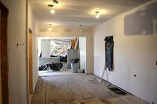 1548 Taney St, Gary, IN 46404 - Photo 4