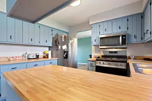 115 Cypress Dr, Schererville, IN 46375 - Photo 8