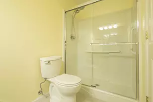 1606 Geranium Cir, Valparaiso, IN 46383 - Photo 14