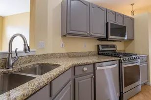 1606 Geranium Cir, Valparaiso, IN 46383 - Photo 6