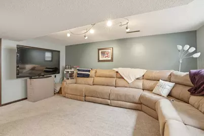 3726 W 79th Avenue, Merrillville, IN 46410 - Photo 8