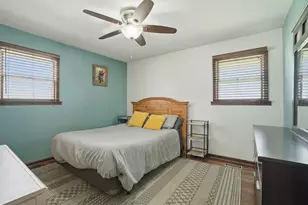 3726 W 79th Ave, Merrillville, IN 46410 - Photo 4