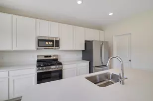 5187 Red Rock Ln, Schererville, IN 46375 - Photo 2