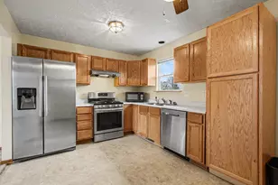 2734 Locust St, Portage, IN 46368 - Photo 10