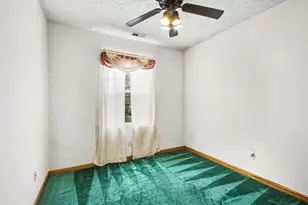 2734 Locust St, Portage, IN 46368 - Photo 16