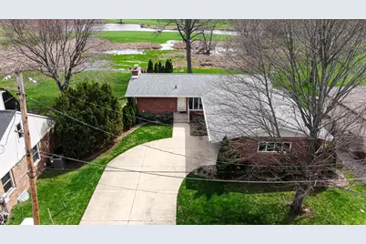 2212 Southwest Road, La Porte, IN 46350 - Photo 2