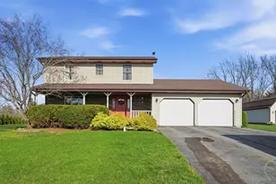 51 Goldenrod Dr, Valparaiso, IN 46385 - Photo 1