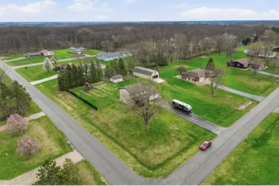 51 Goldenrod Drive, Valparaiso, IN 46385 - Photo 4