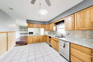 287 S 500 W, Valparaiso, IN 46385 - Photo 4