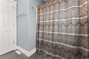 112 Lavender Ct, New Carlisle, IN 46552 - Photo 34