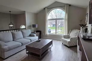 1367 Dixon Pkwy, Chesterton, IN 46304 - Photo 10