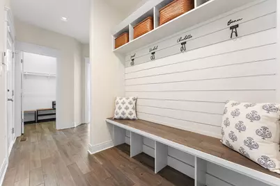 359 W Sandhurst Drive, Valparaiso, IN 46385 - Photo 20