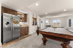 359 W Sandhurst Dr, Valparaiso, IN 46385 - Photo 36