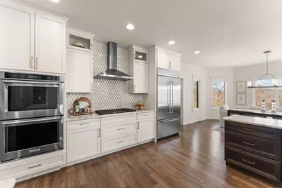 359 W Sandhurst Drive, Valparaiso, IN 46385 - Photo 12