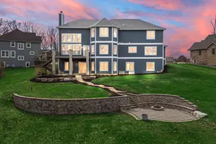 359 W Sandhurst Dr, Valparaiso, IN 46385 - Photo 46