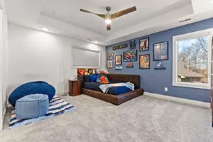 359 W Sandhurst Dr, Valparaiso, IN 46385 - Photo 26