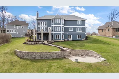 359 W Sandhurst Drive, Valparaiso, IN 46385 - Photo 4