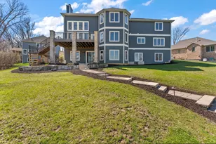 359 W Sandhurst Dr, Valparaiso, IN 46385 - Photo 42