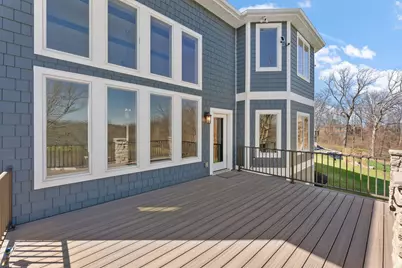 359 W Sandhurst Drive, Valparaiso, IN 46385 - Photo 40