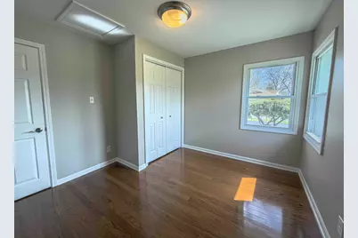 8003 Bertram Avenue, Hammond, IN 46324 - Photo 6