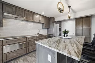 2501 E Lakeshore Dr, Crown Point, IN 46307 - Photo 40