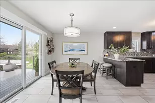 2501 E Lakeshore Dr, Crown Point, IN 46307 - Photo 16