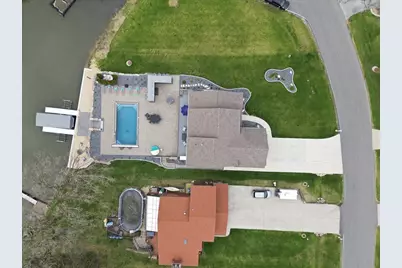 2501 E Lakeshore Drive, Crown Point, IN 46307 - Photo 58