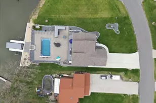 2501 E Lakeshore Dr, Crown Point, IN 46307 - Photo 58