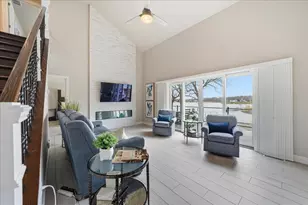 2501 E Lakeshore Dr, Crown Point, IN 46307 - Photo 12