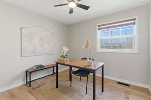 621 Old Forge Rd, Valparaiso, IN 46385 - Photo 8