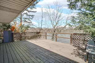 618 S Wisconsin St, Hobart, IN 46342 - Photo 12