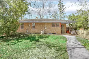 618 S Wisconsin St, Hobart, IN 46342 - Photo 2