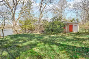 618 S Wisconsin St, Hobart, IN 46342 - Photo 22