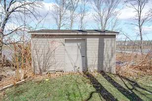 618 S Wisconsin St, Hobart, IN 46342 - Photo 24