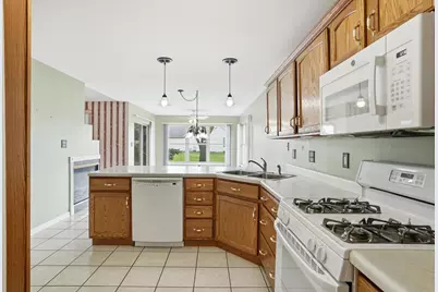 2036 Northwood Lane, Highland, IN 46322 - Photo 14