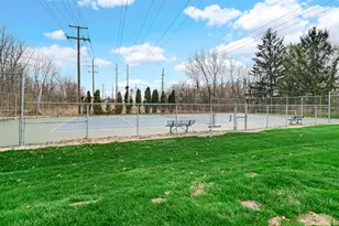 3808 Chimney Hill Dr, Valparaiso, IN 46383 - Photo 26